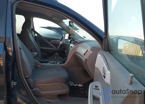 2009 Chevrolet Traverse Ls z USA, uszkodzony, nr VIN 1GNER13D79S141169